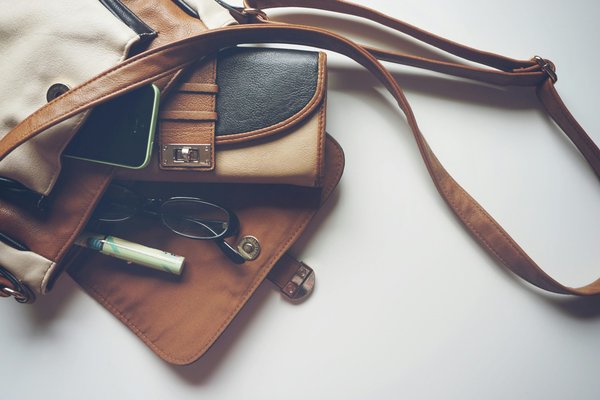 Le rangement sac à main intelligent : l'astuce pour un dressing parfait