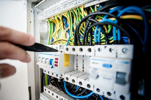 Aides financières pour l’électricité : découvrez vos options !